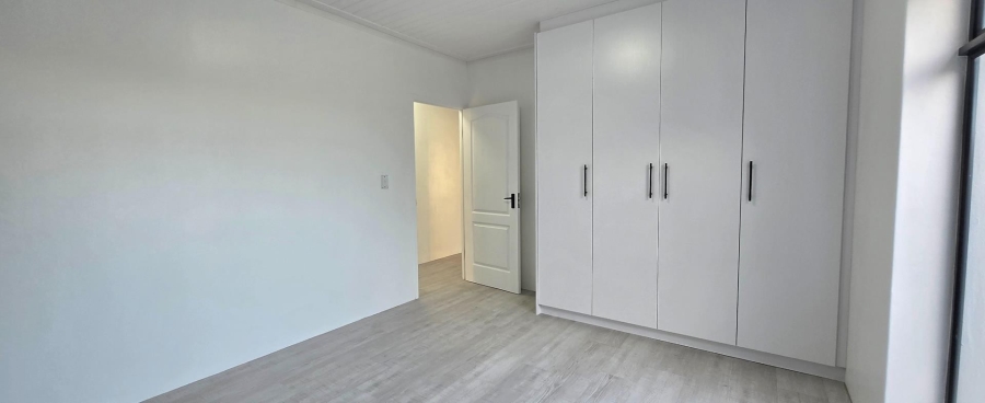 4 Bedroom Property for Sale in Franskraal Western Cape